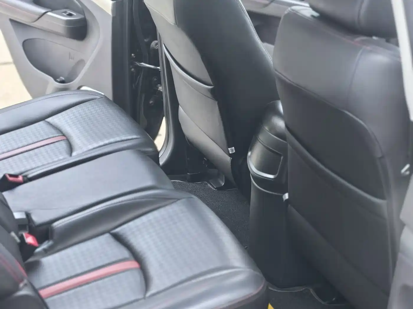 BYD S7 2015 2015 2.0T Automatic Flagship Model