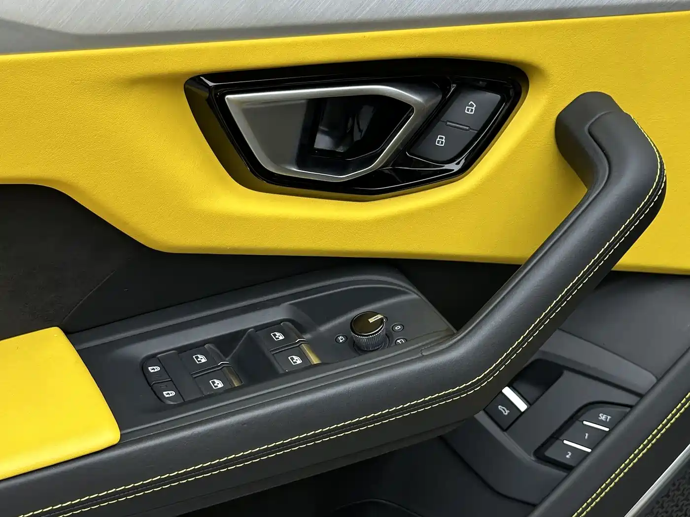 Lamborghini Urus 2021 4.0T V8 фото 10