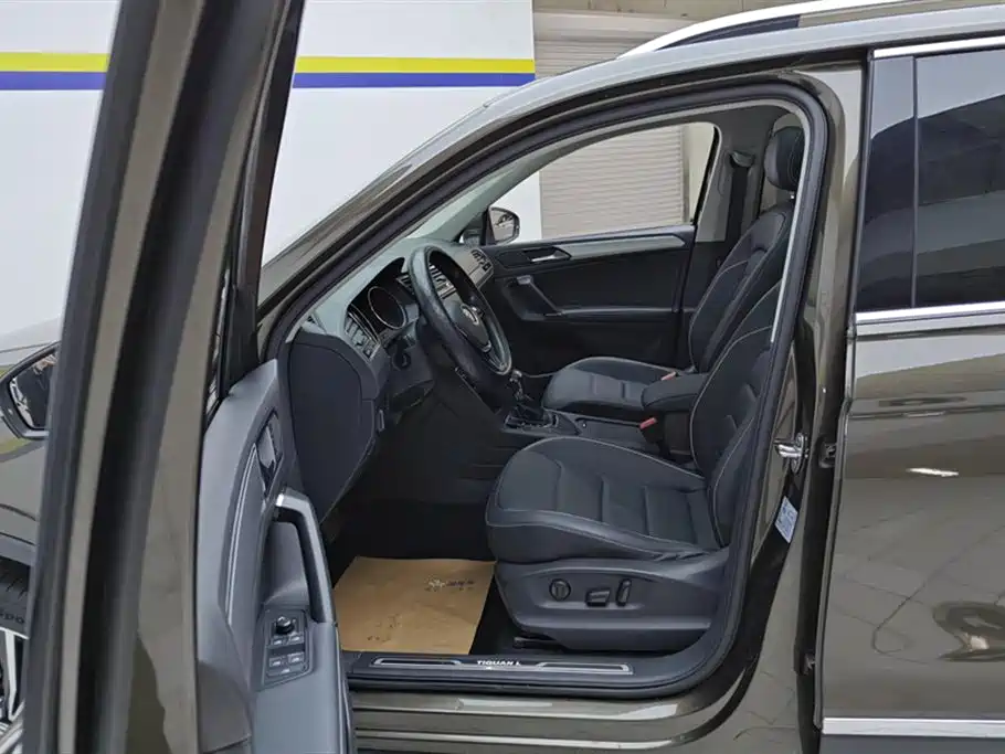 Volkswagen Tiguan L 2017 330TSI Automatic 2WD Flagship Edition фото 9
