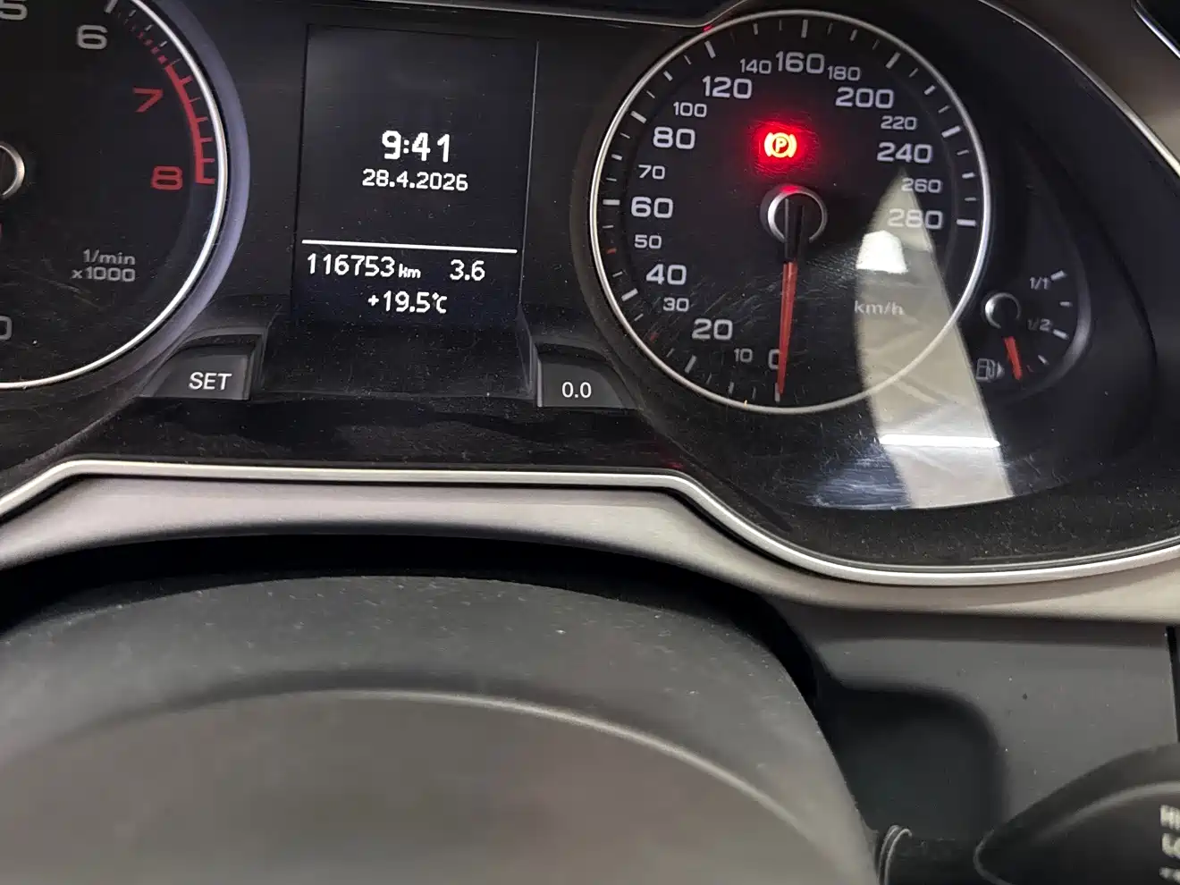 Audi A4L 2016 35 TFSI Automatic Comfort фото 12
