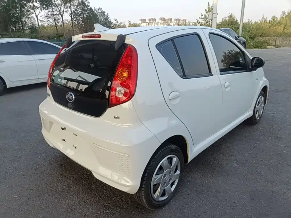 BYD e1 2020 2019 Joy Edition