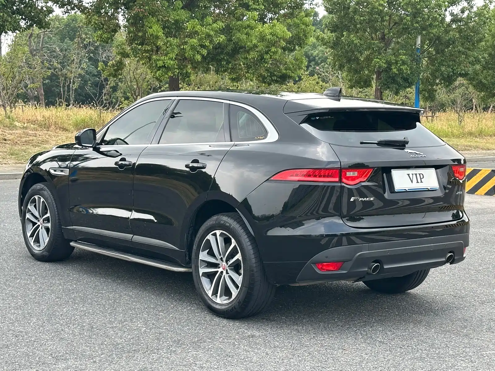 Фото 7 - Jaguar F-PACE
