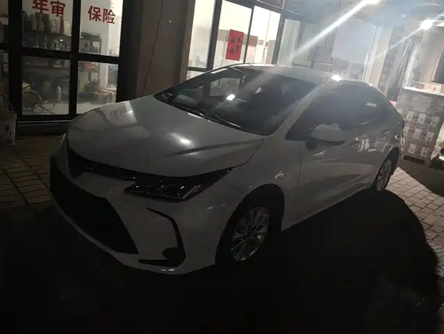 TOYOTA COROLLA