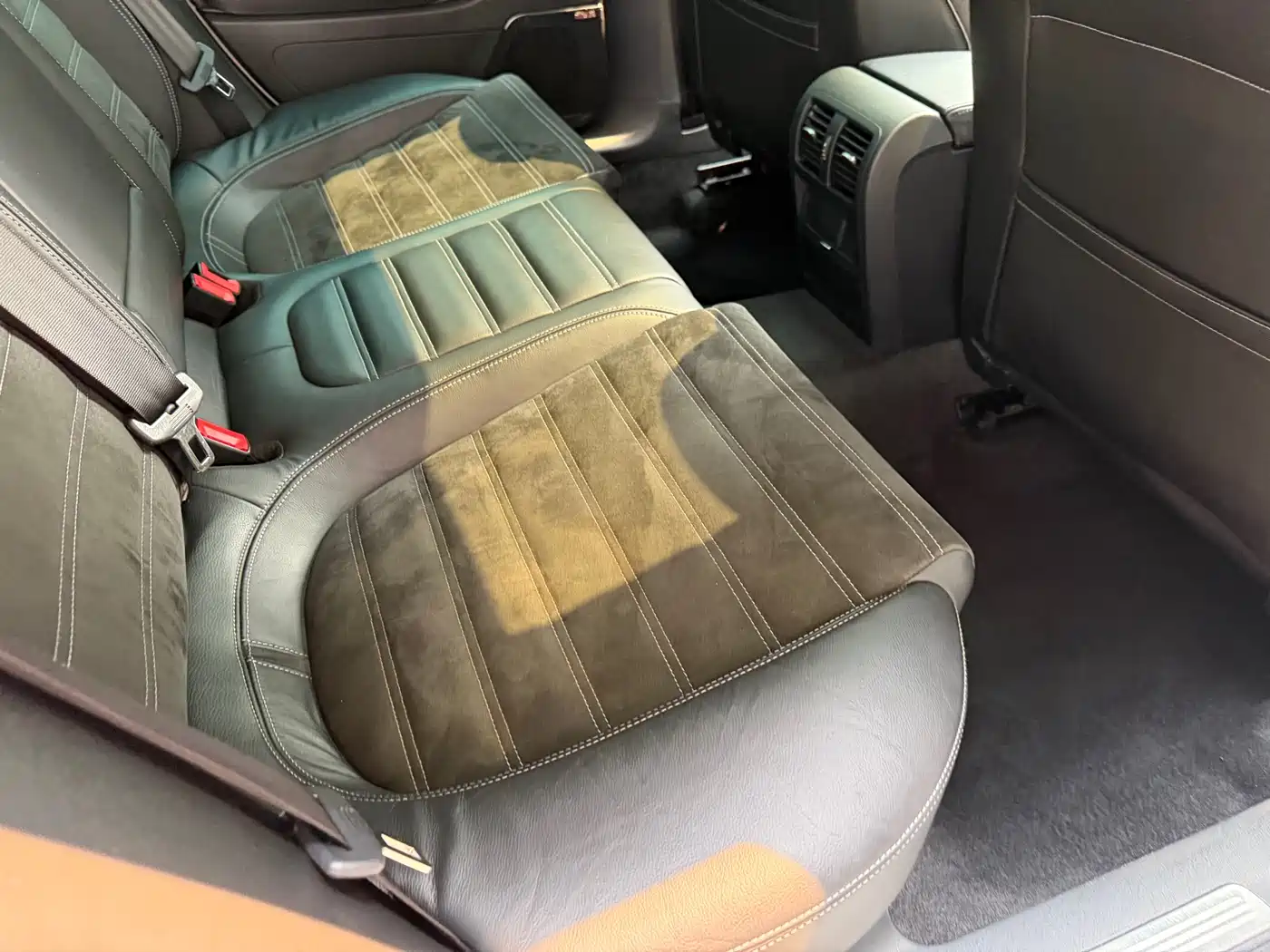 Volkswagen FAW-Volkswagen CC 2012 1.8TSI Premium фото 24