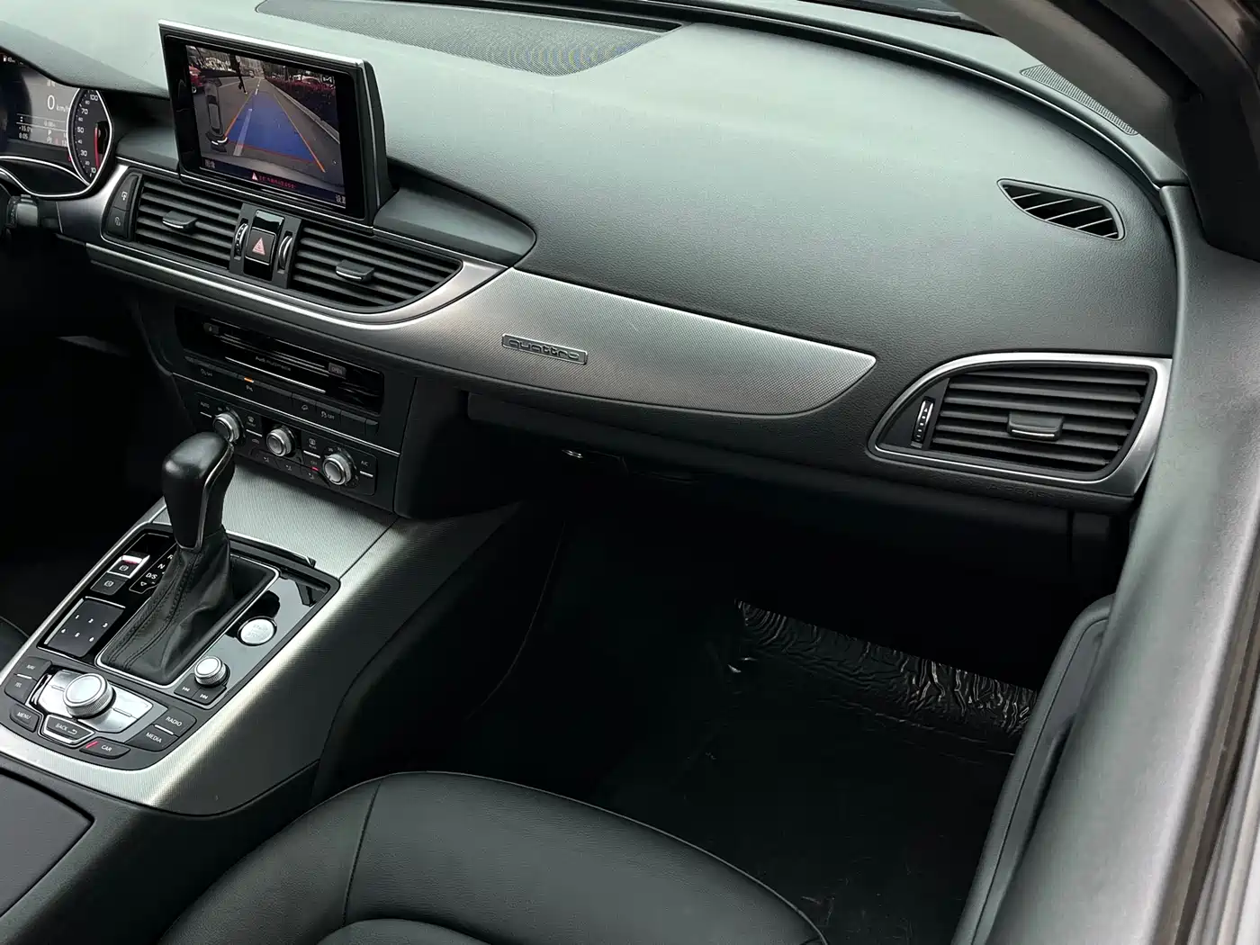 Audi A6 (Import) 2015 3.0T allroad quattro фото 14
