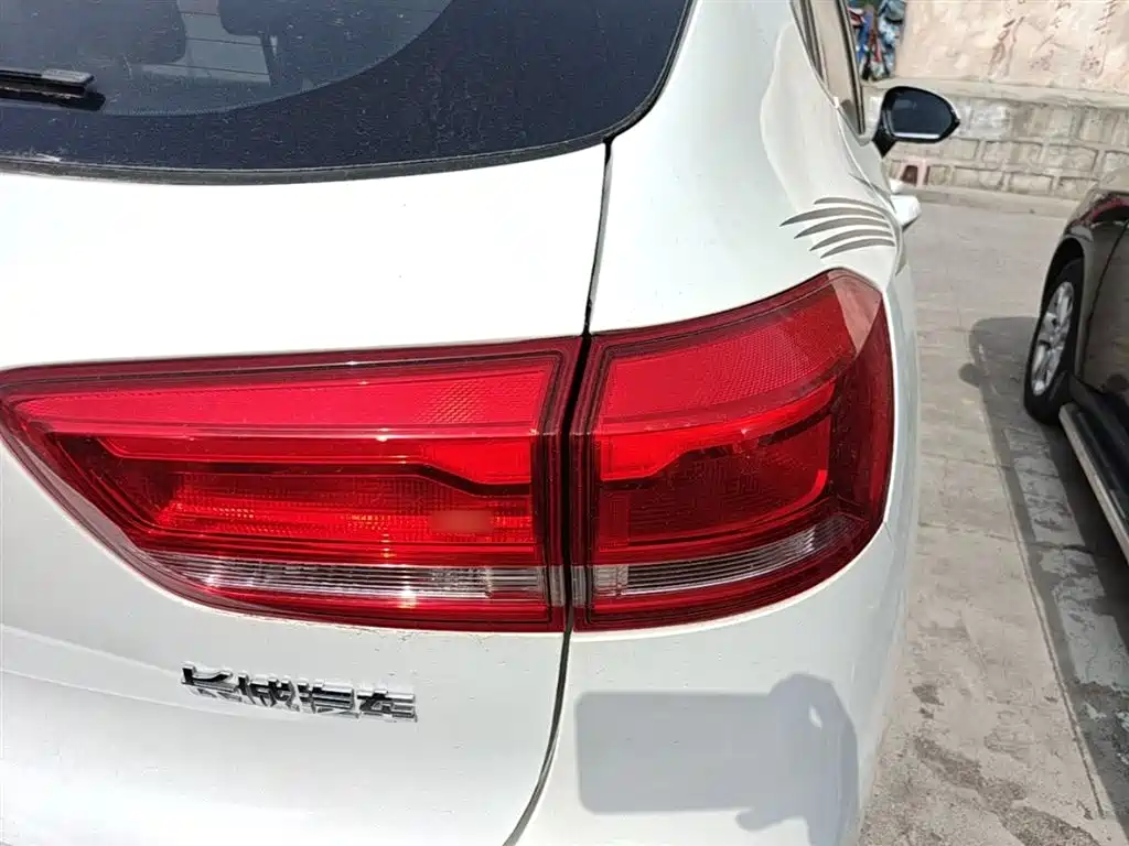 Haval F5 2020 1.5T DCT i-Glam фото 8