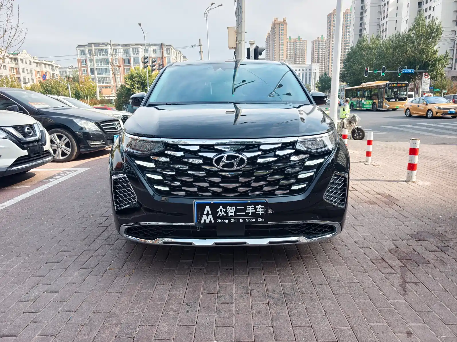 Фото 3 - Hyundai Custo