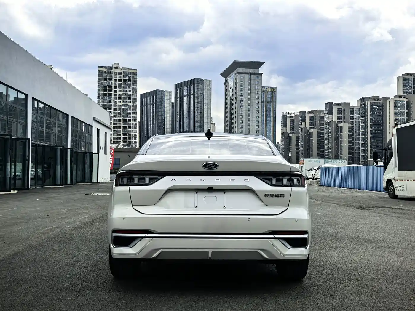 Ford Mondeo 2025 2025 2.0T EcoBoost Luxury