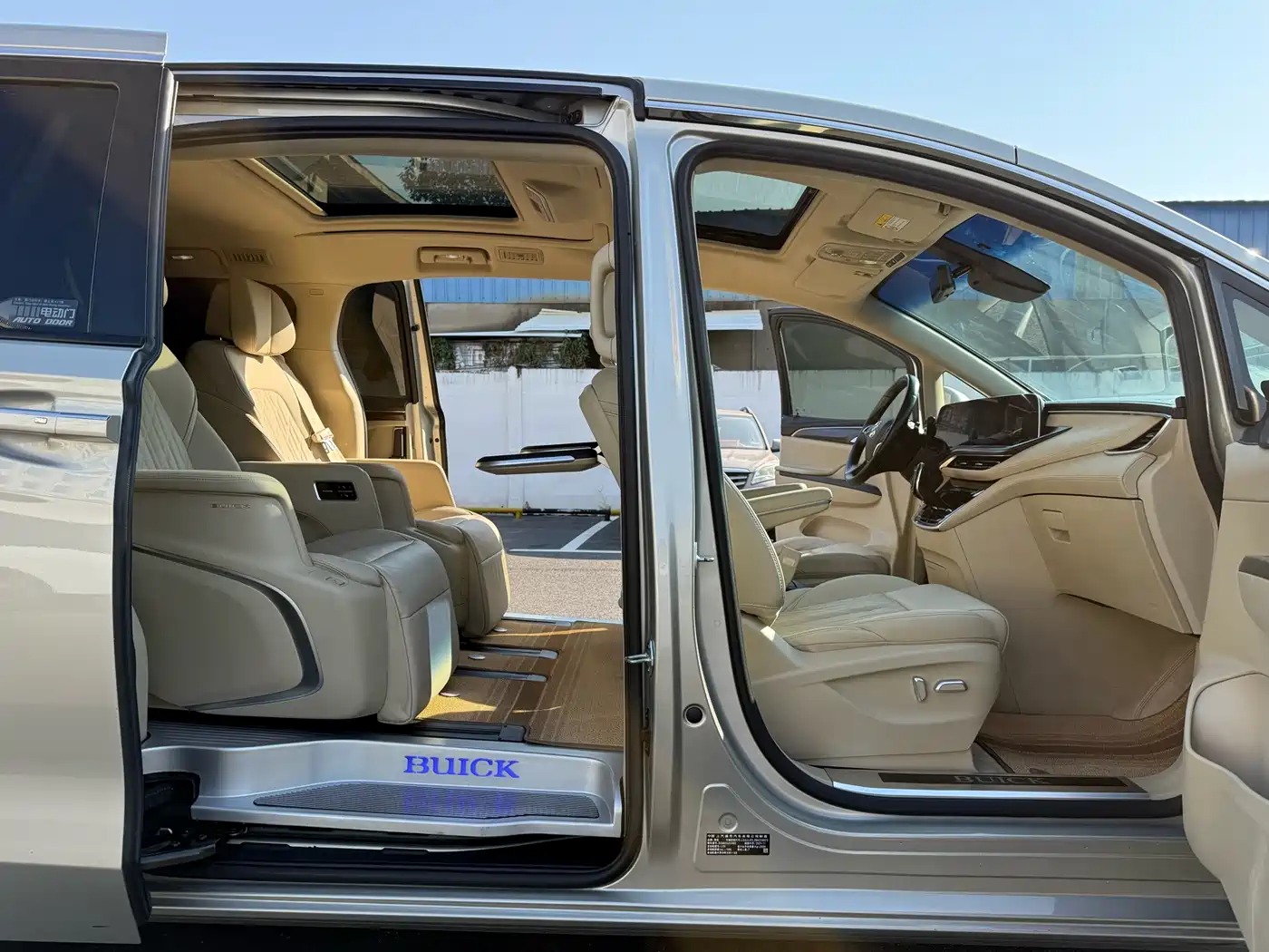 Buick GL8 2022 ES Landmark 653T Luxury фото 26