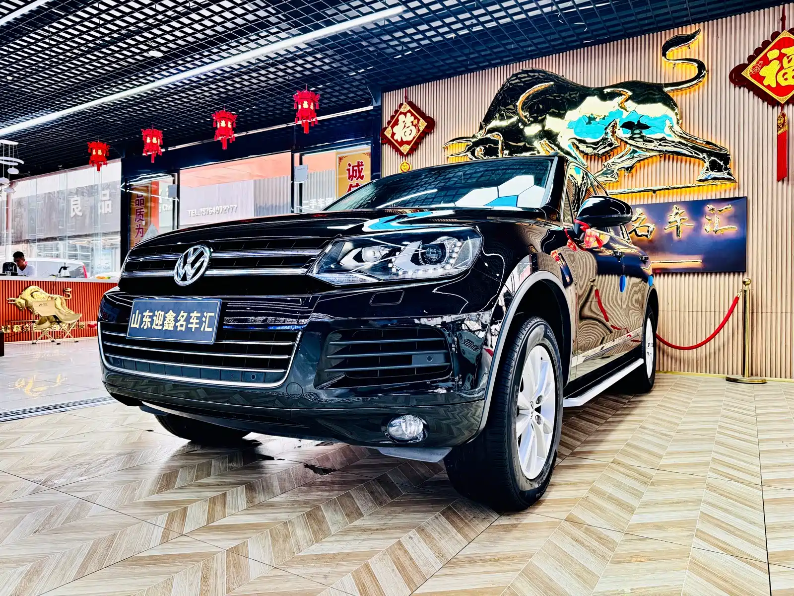 Фото 5 - Volkswagen Touareg