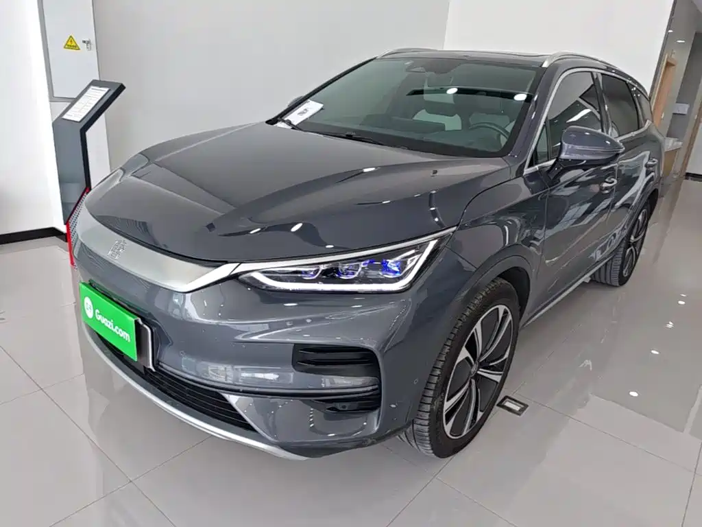 Photo 2 - BYD Tang New Energy