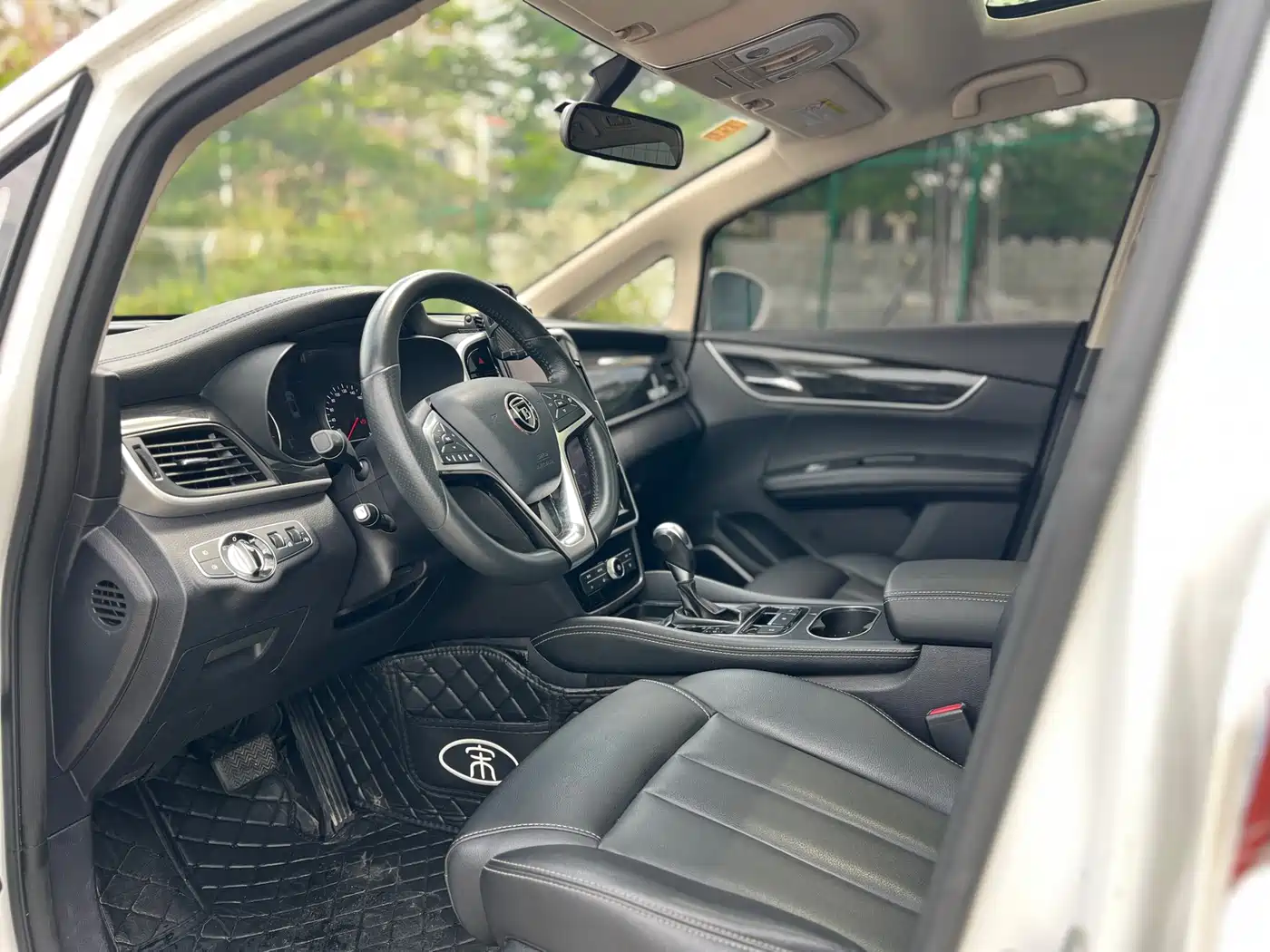 BYD Song MAX 2017 1.5T Auto Smart Elite 7-Seater фото 3