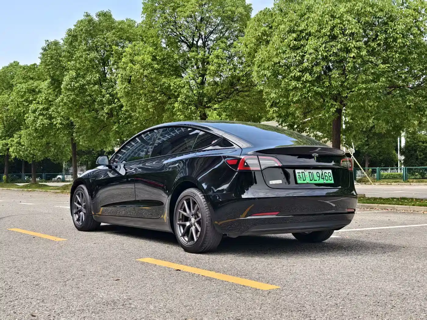 Фото 7 - Tesla Model 3