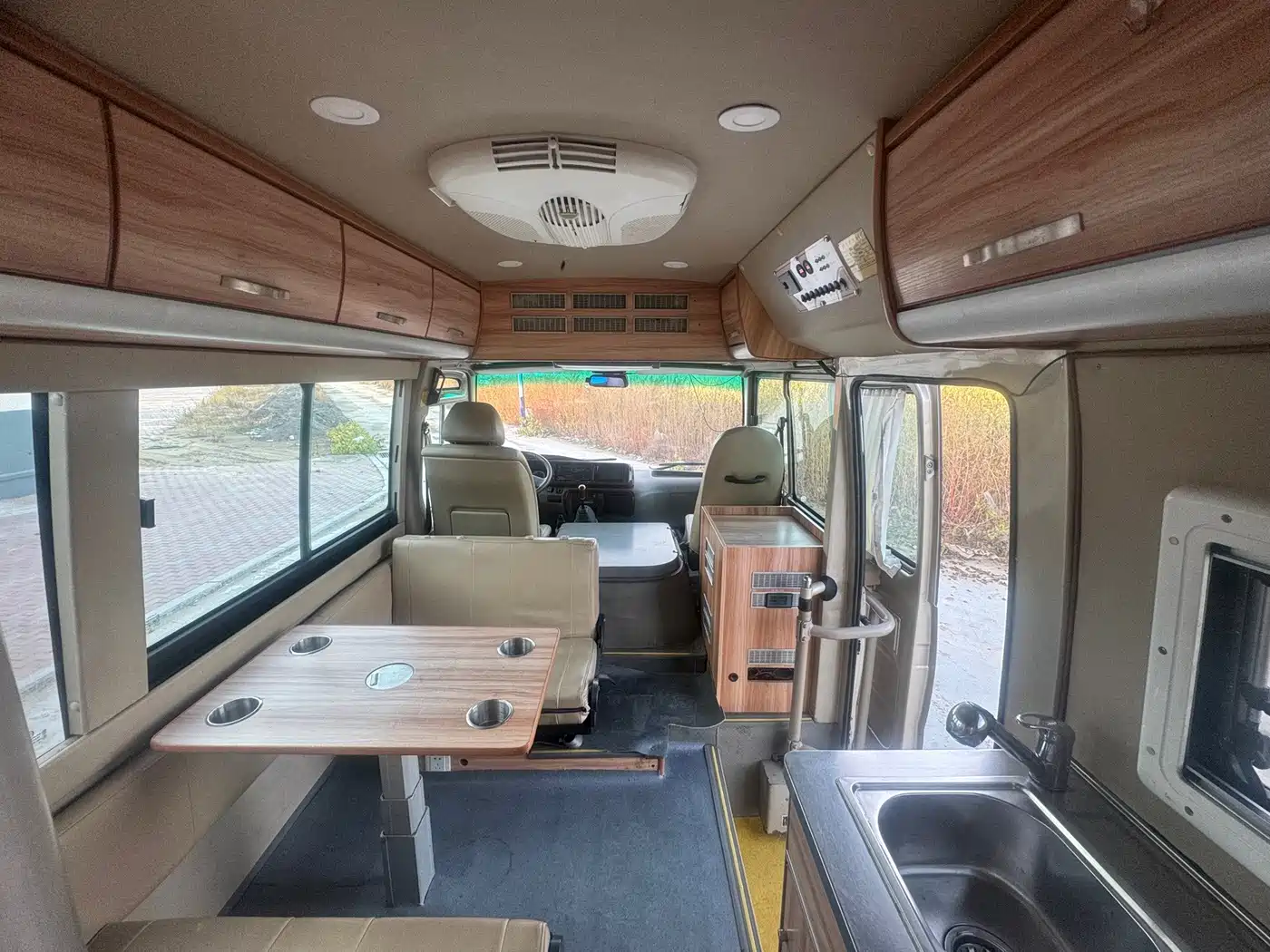 Golden Dragon Coaster 2015 2010 3.9T Diesel Premium Edition D4DD
