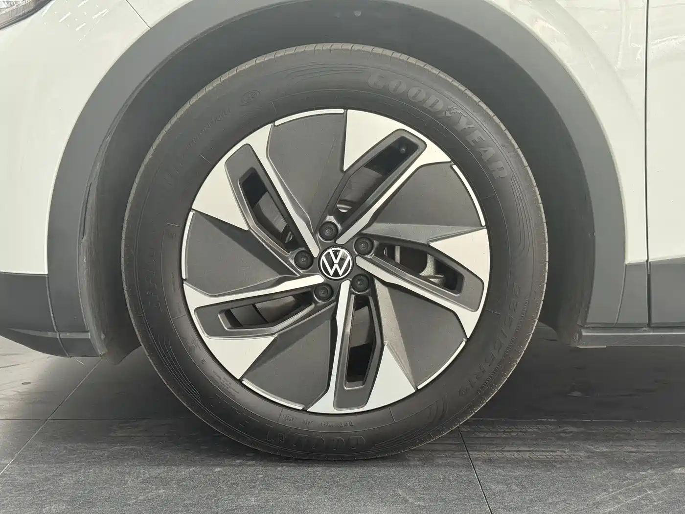 VOLKSWAGEN ID.4 CROZZ