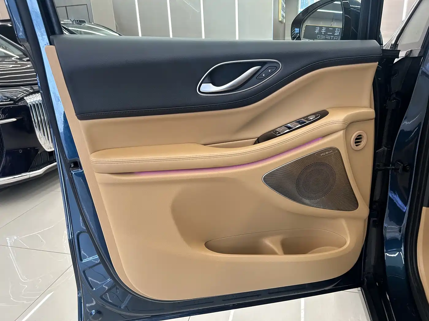 Voyah Auto Voyah Dreamer 2025 2025 Model PHEV 4WD Premium QianKun Edition