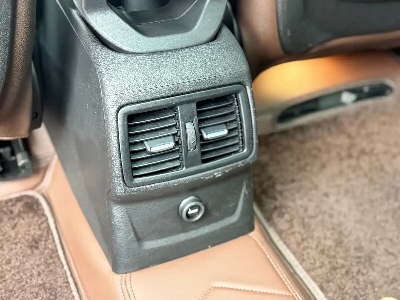 BMW X1 New Energy 2018 xDrive25Le Luxury Model фото 25