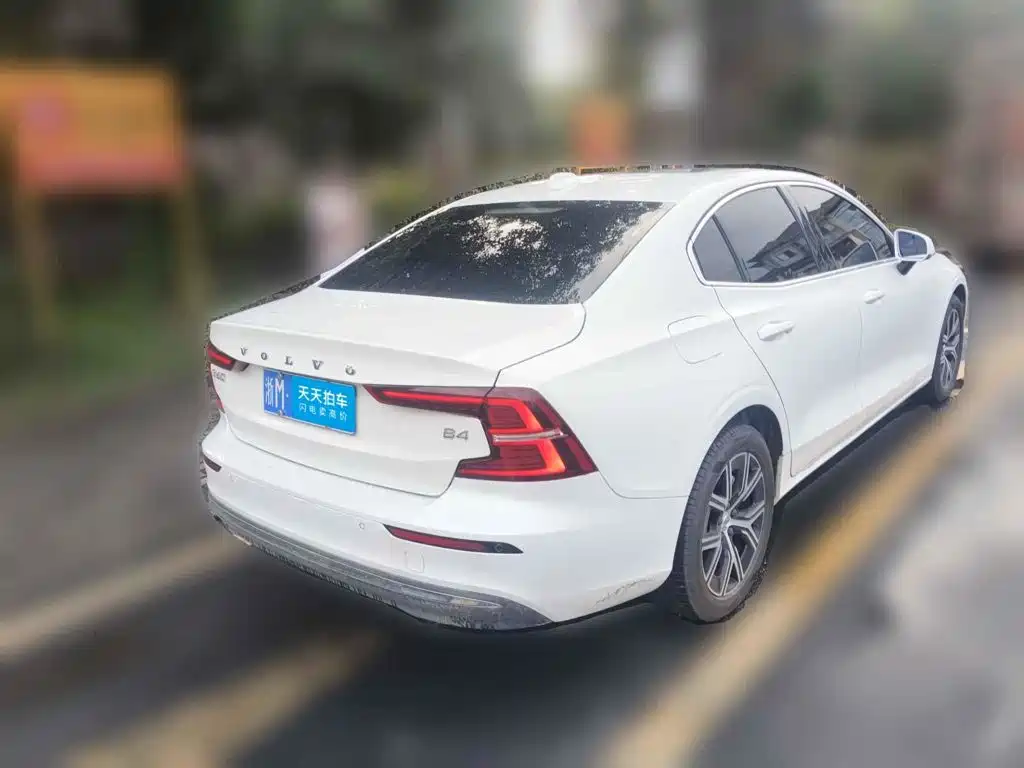 2026 Volvo S60