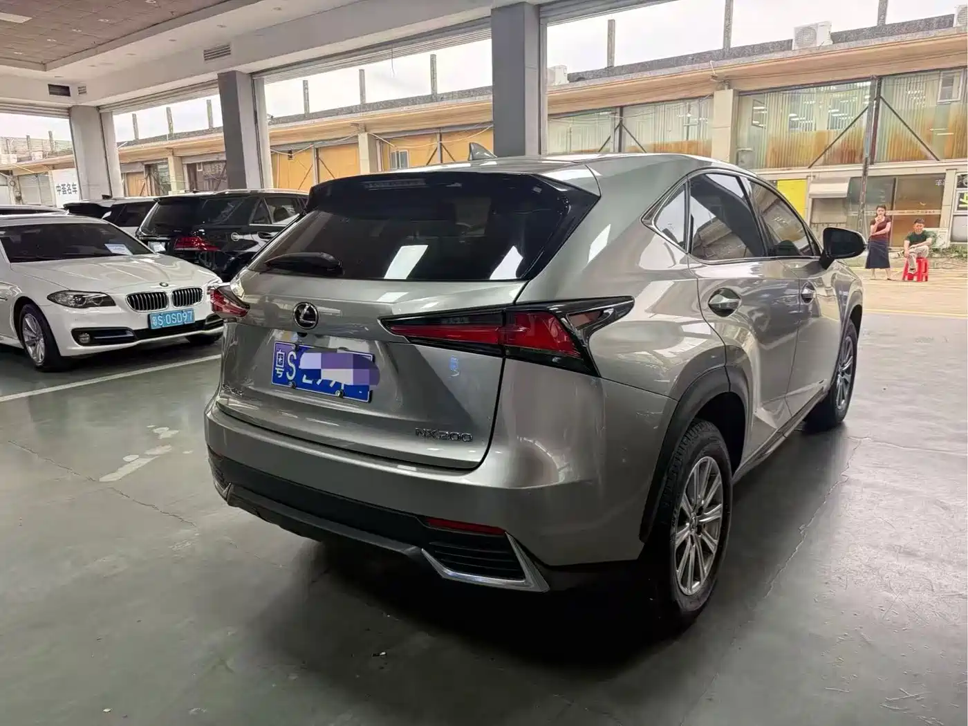 LEXUS NX