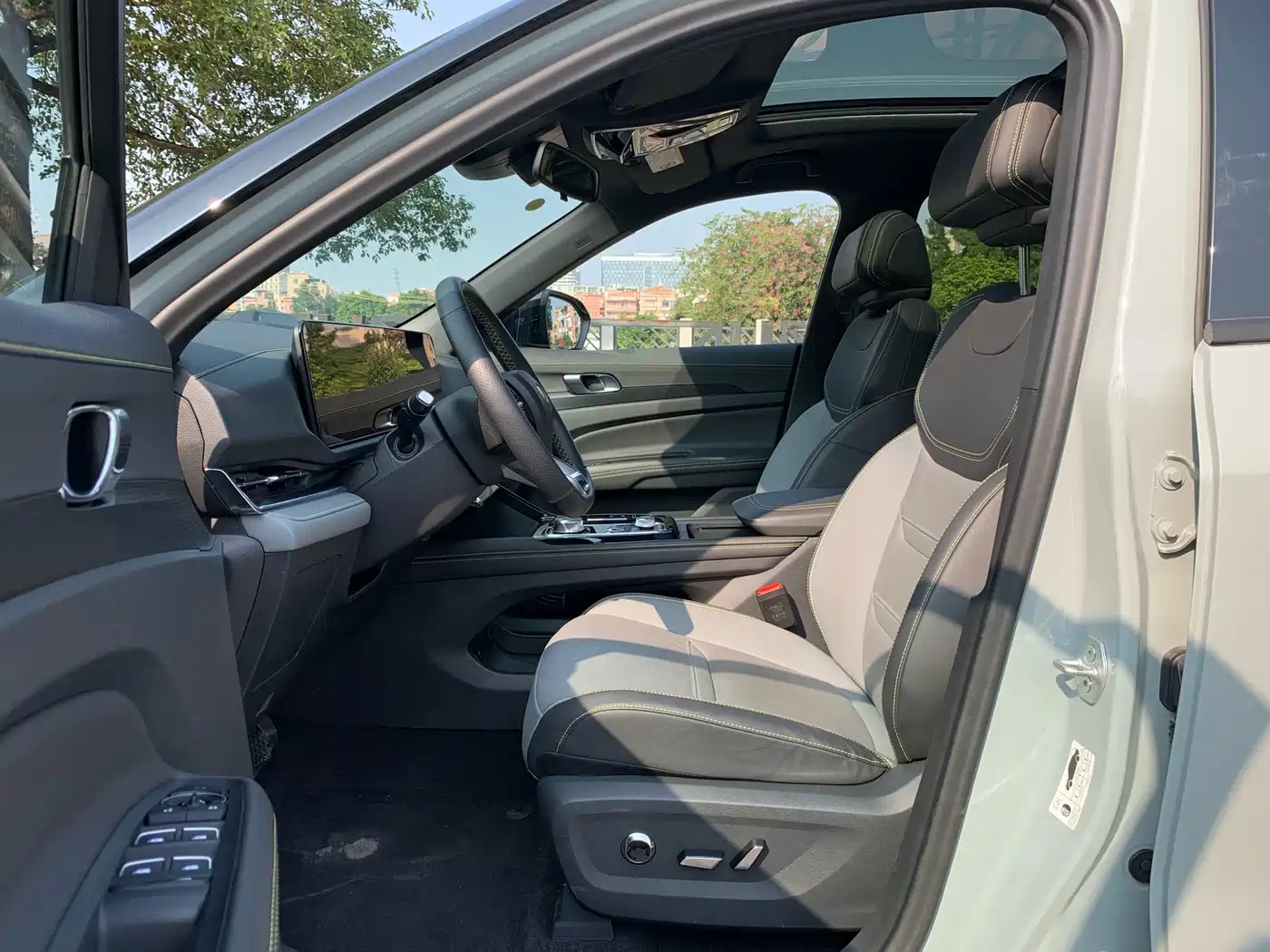 FORD LINGRUI NEW ENERGY