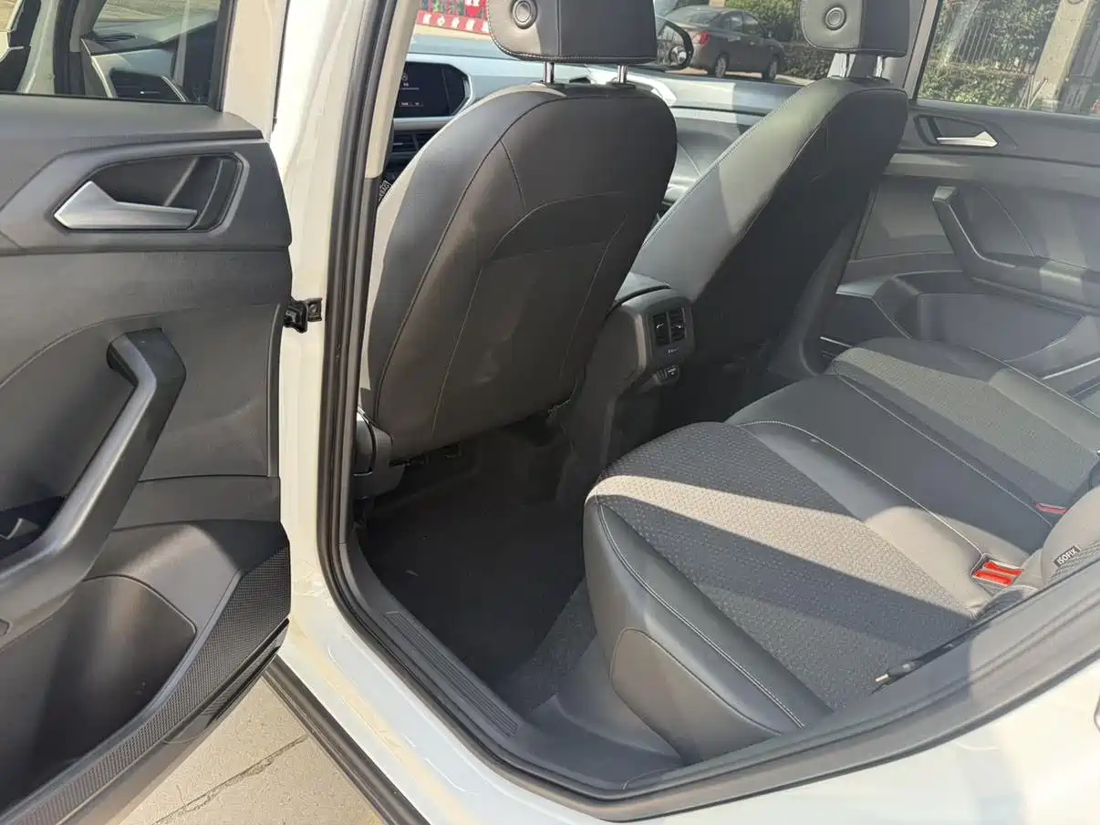Volkswagen Tacqua 2022 2021 1.5L Automatic Smart Connect Edition