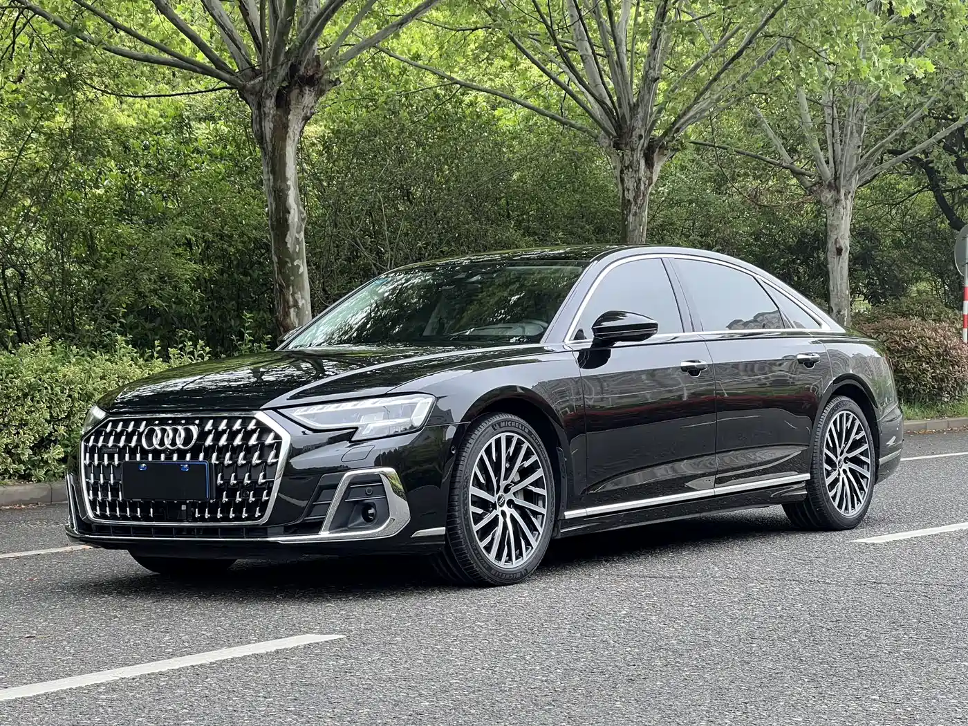 Audi A8 2023 A8L 55 TFSI quattro Flagship