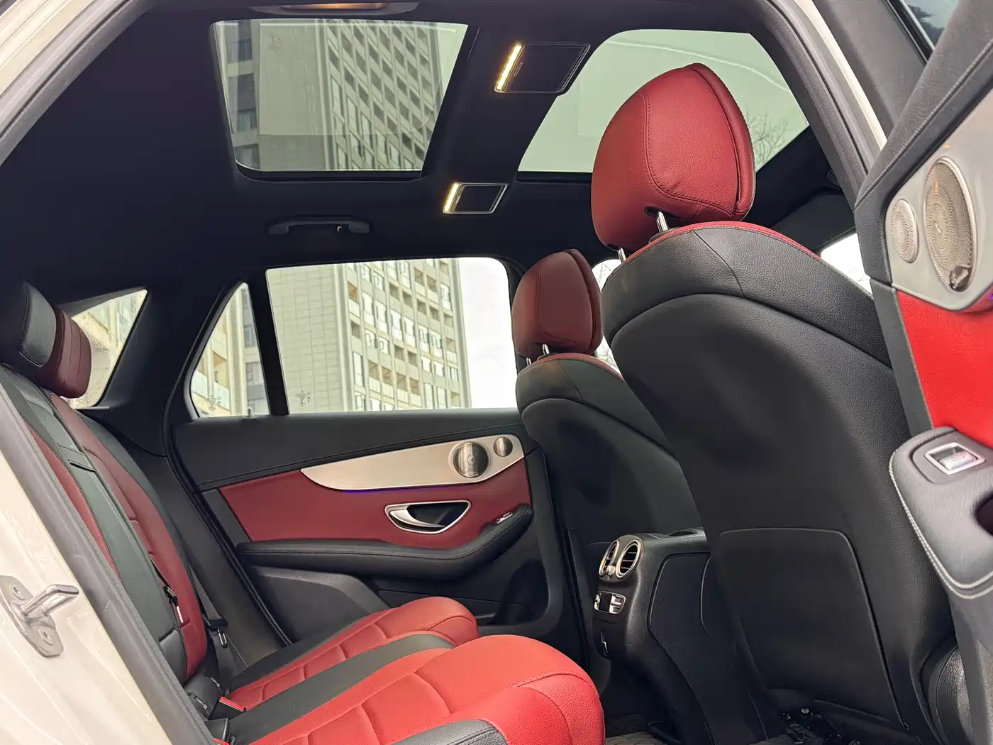 Mercedes-Benz GLC 2020 Facelift GLC 300 L 4MATIC Dynamic фото 29