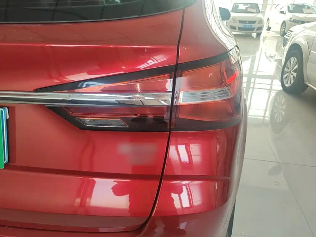 Фото 8 - Roewe RX3