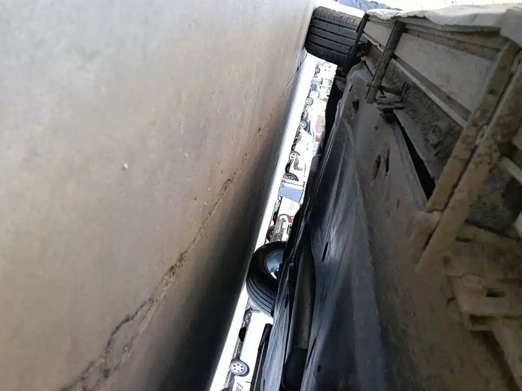 Photo 17 - Volkswagen Tiguan L