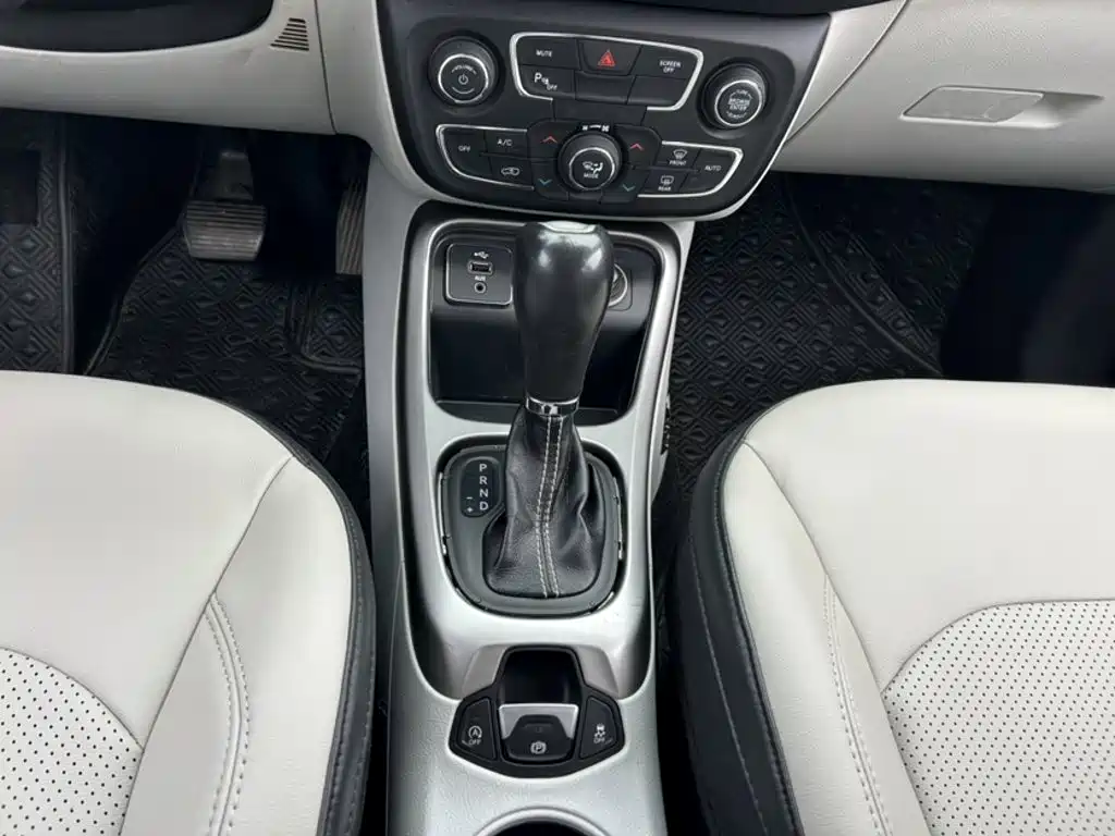 Jeep Compass 2017 2017 200T Automatic Family Edition