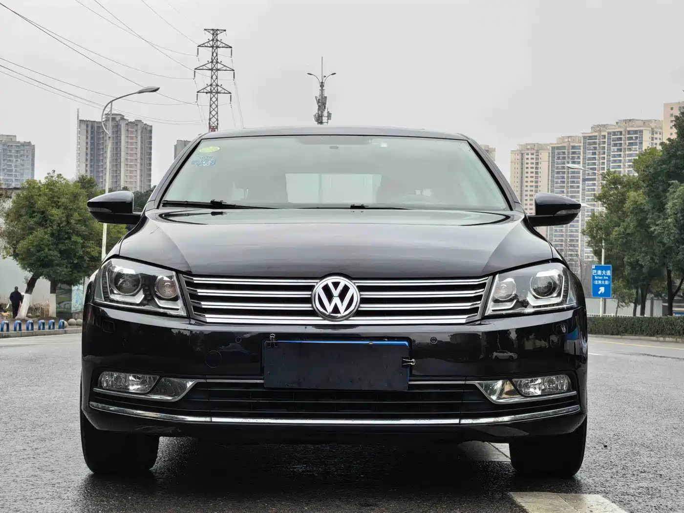 Volkswagen Magotan 2015 Facelift 1.8TSI Luxury фото 2