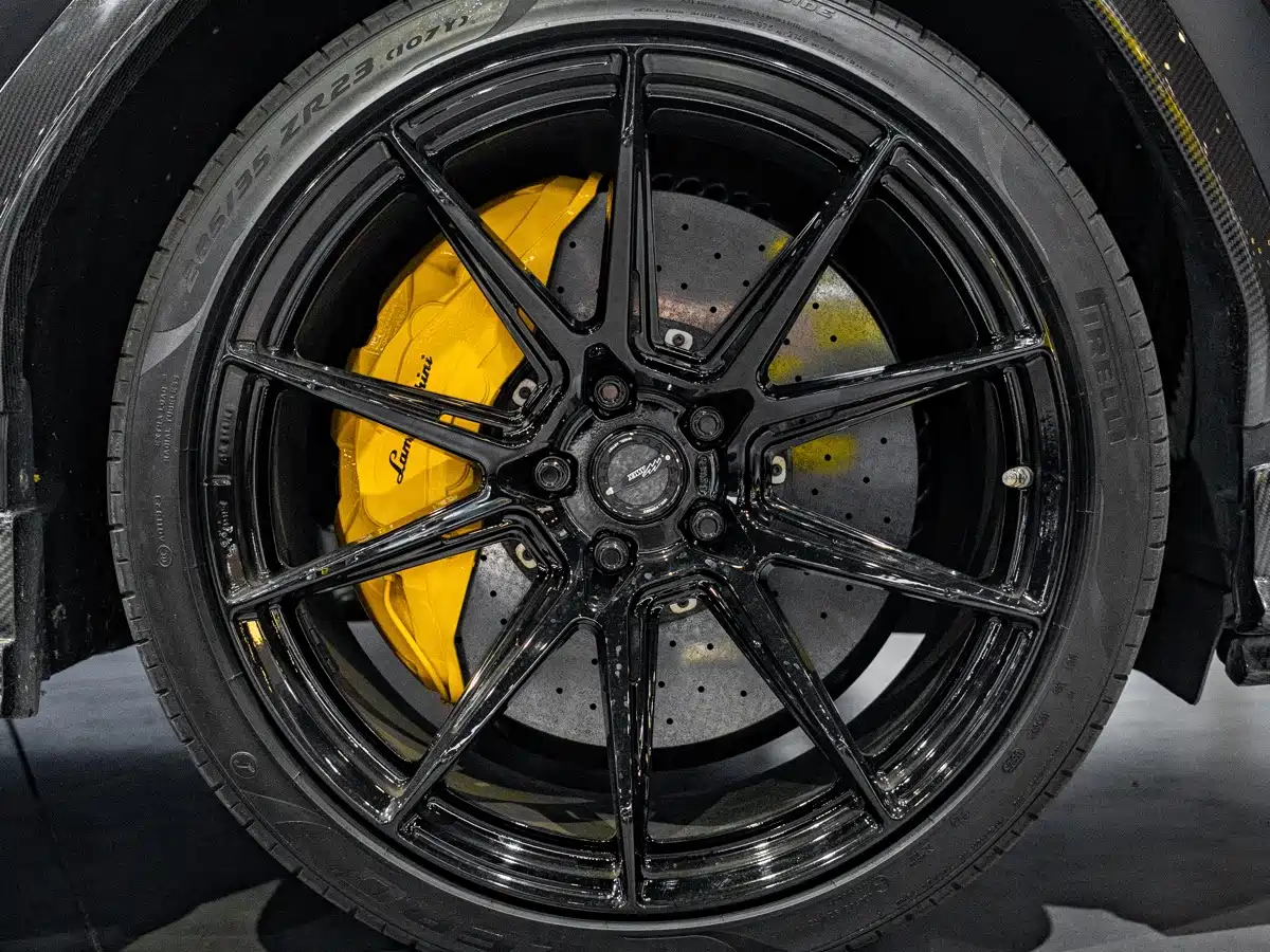 Lamborghini Urus 2019 2018 4.0T V8