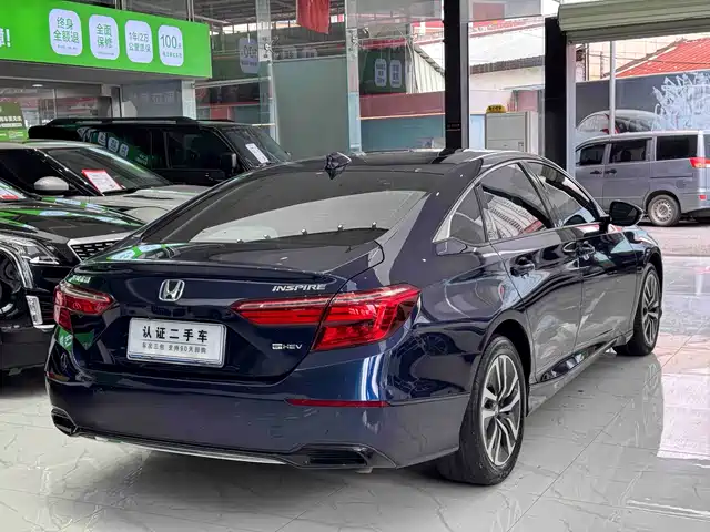 Honda Inspire 2022 Sharp Hybrid 2.0L Pure Elegance Edition — фото 4