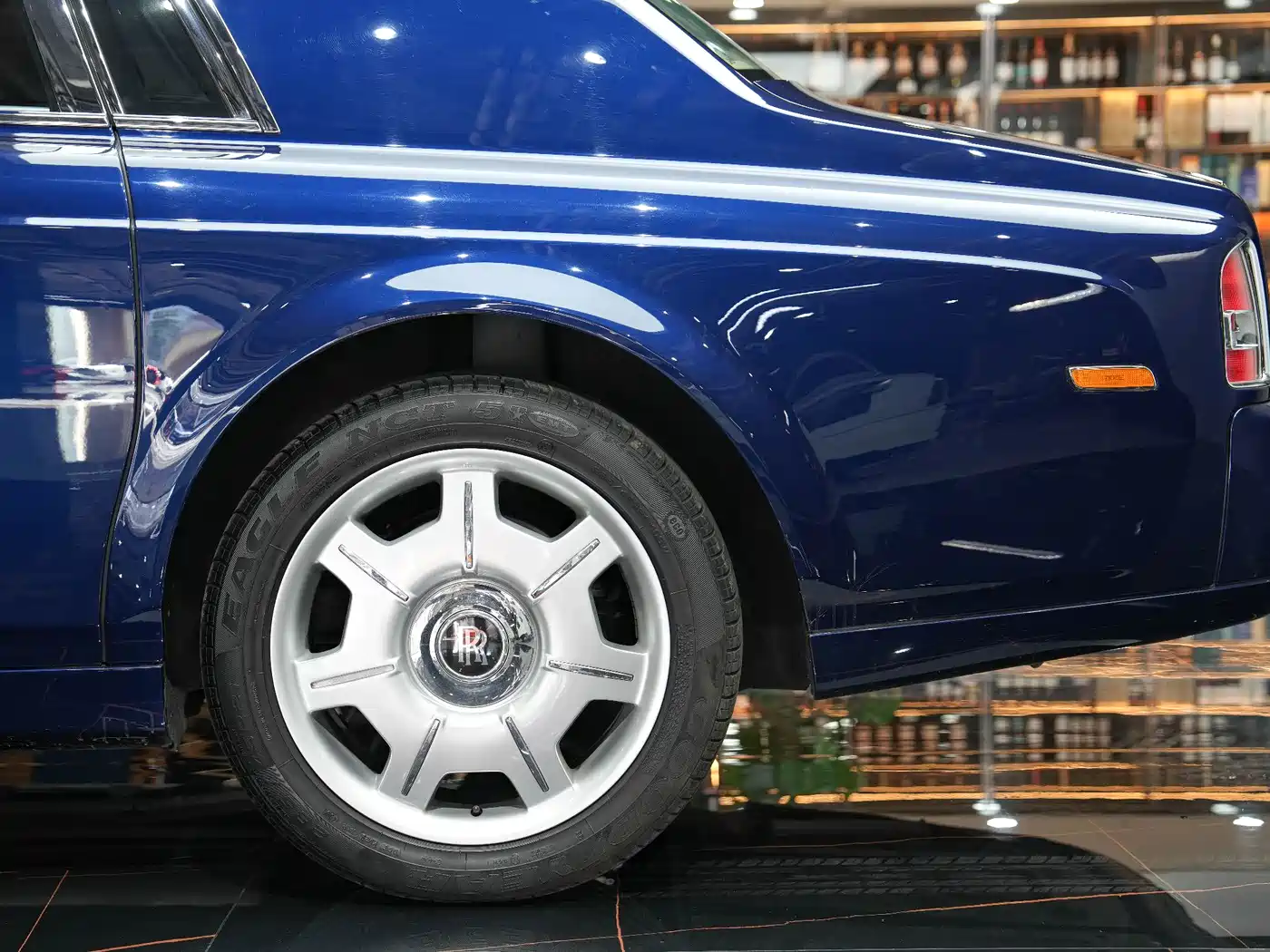 Rolls-Royce Phantom 2008 2006 6.7L Extended Wheelbase EWB