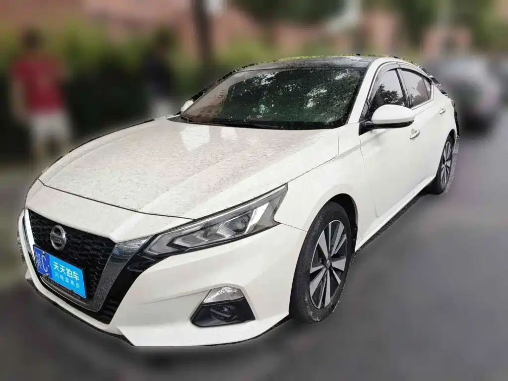 Фото 1 - Nissan Teana