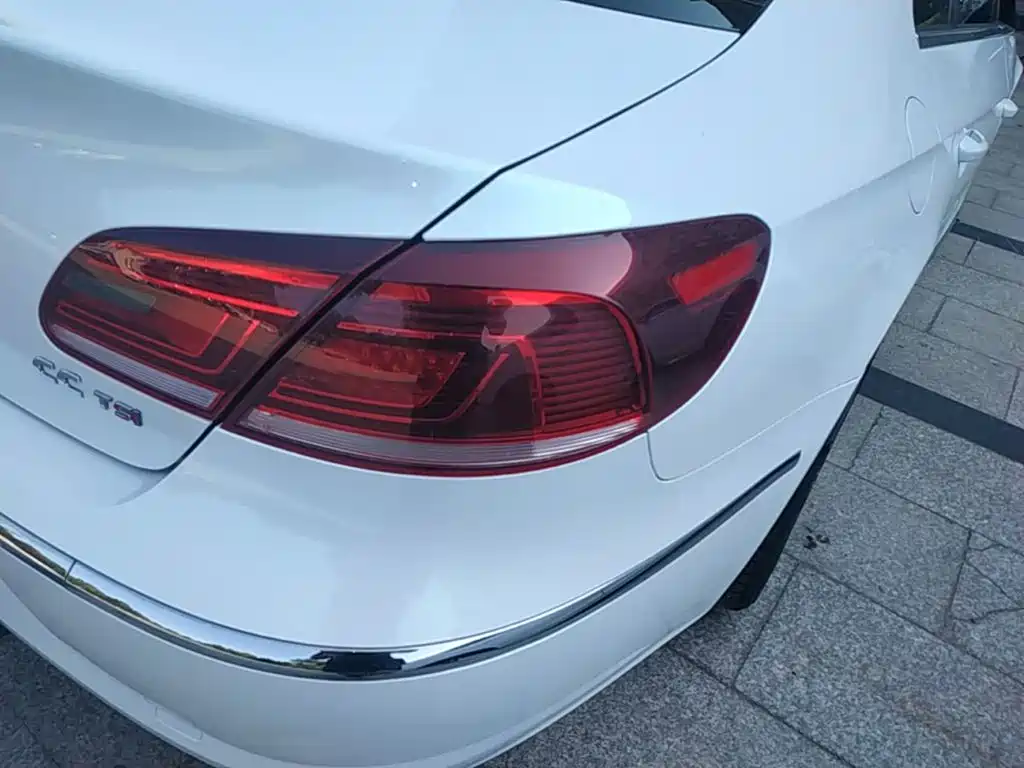Фото 8 - Volkswagen CC