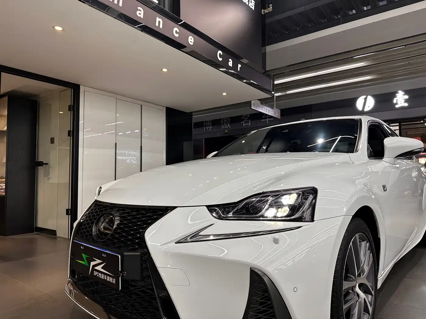 Lexus IS 2018 2017 300 F SPORT