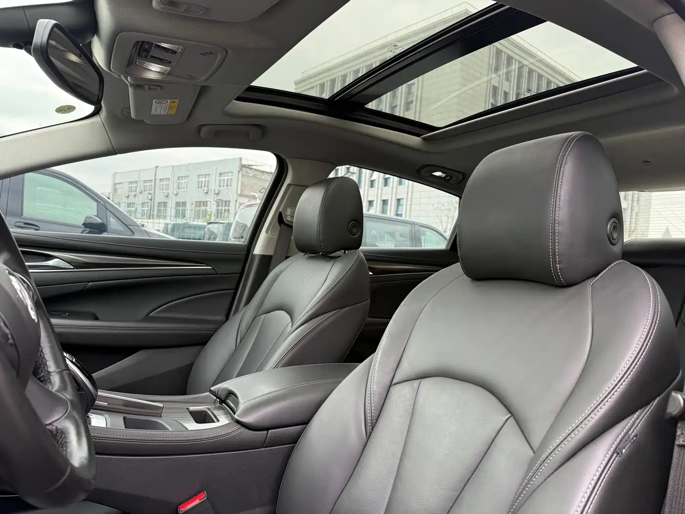 Buick LaCrosse 2021 652T Luxury Edition фото 12