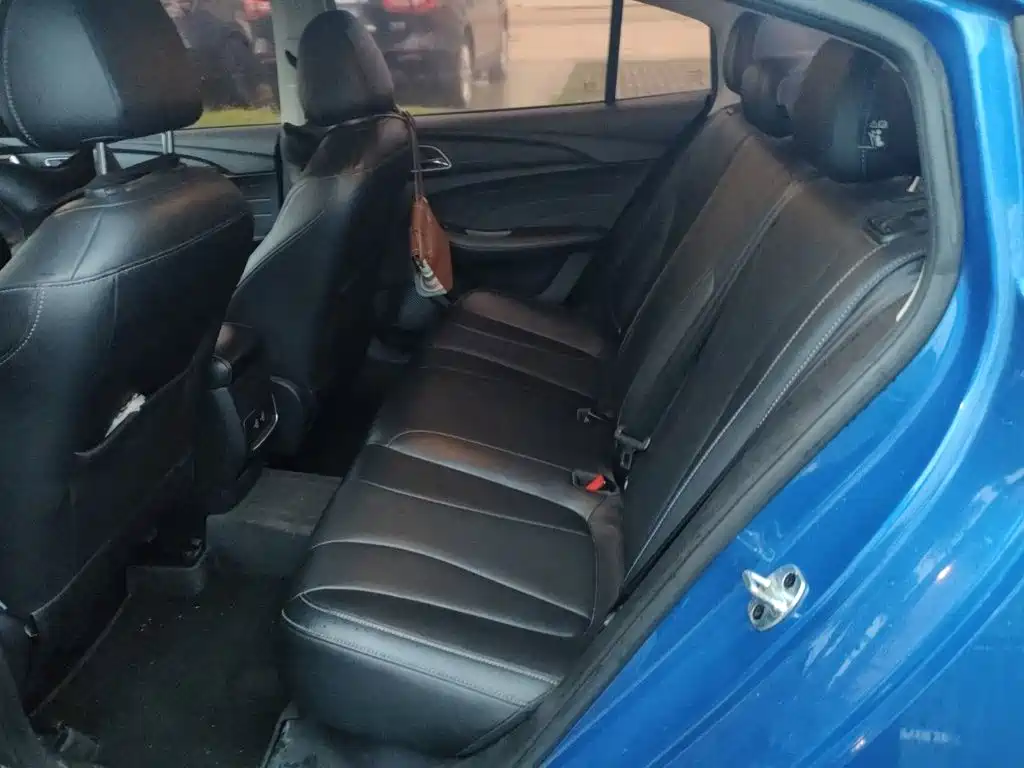 Roewe i5 2019 2019 1.5L Manual 4G Langhao Edition