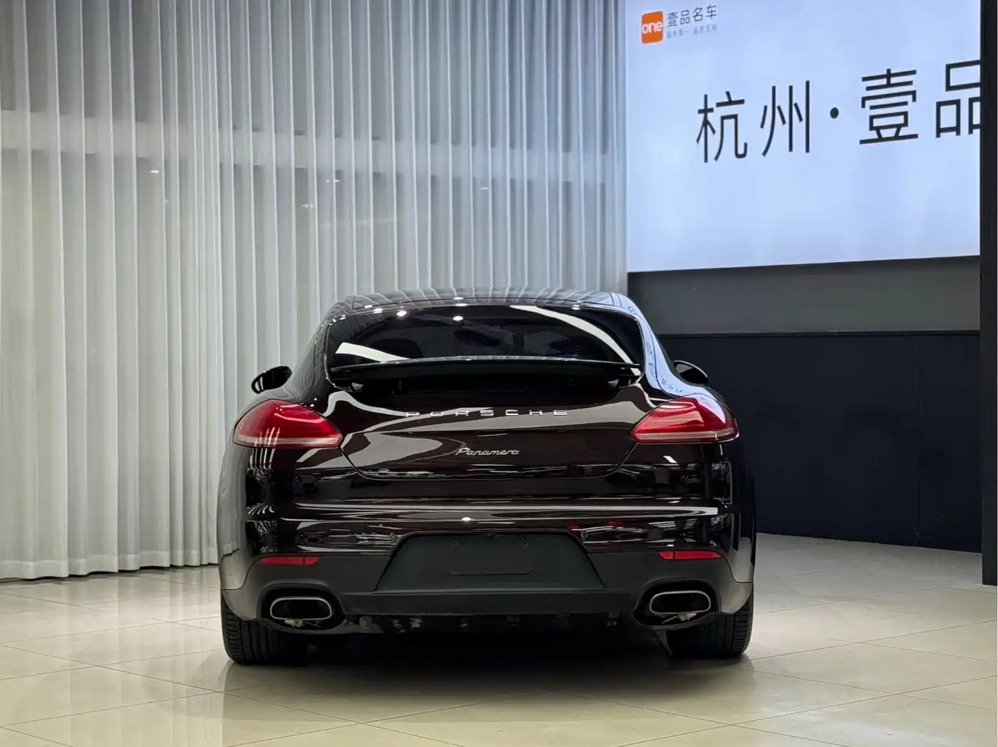 Porsche Panamera 2014 Panamera 3.0T фото 17