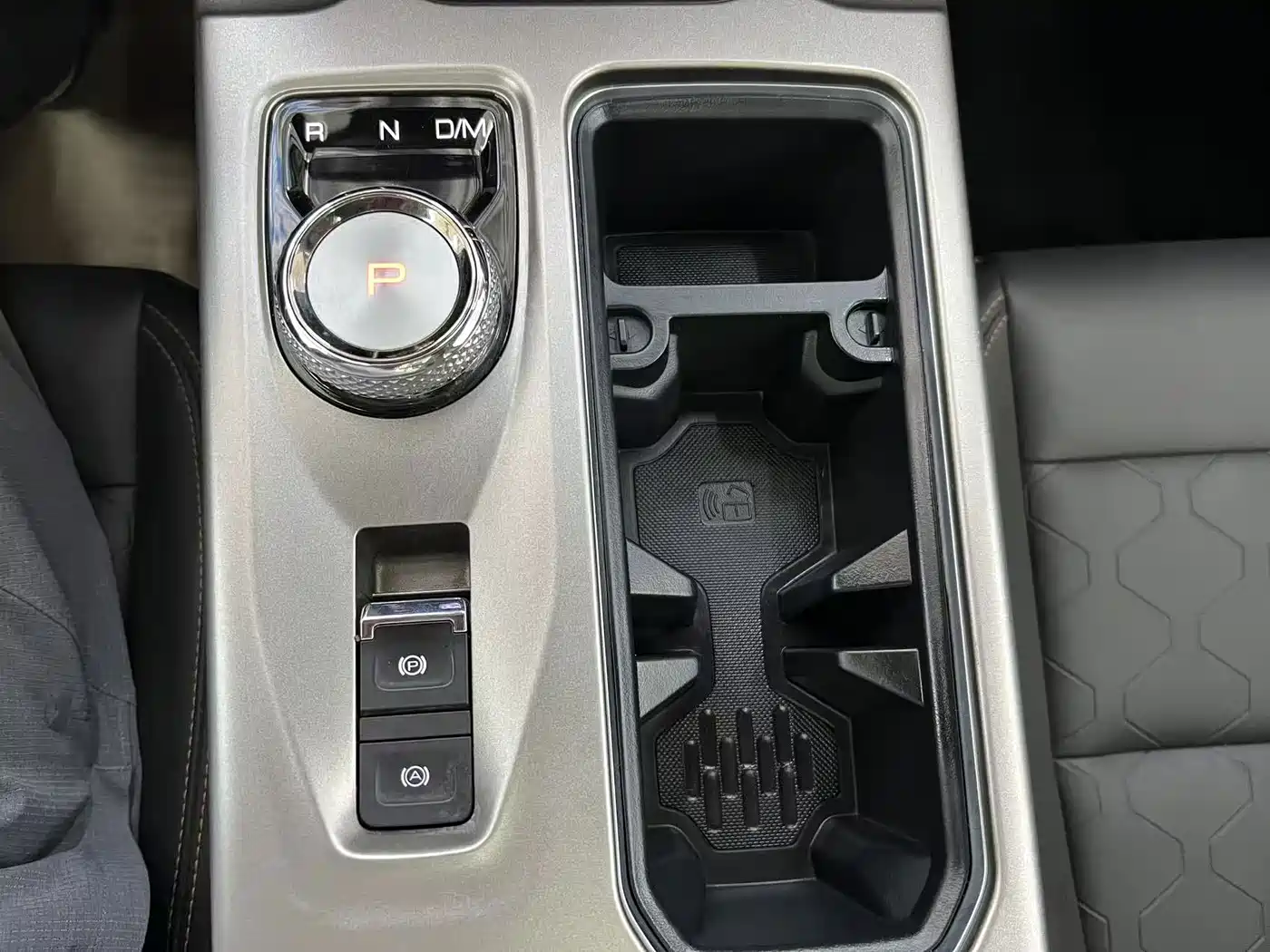 Haval Dargo 2025 2024 Model 1.5T DCT Labrador Edition