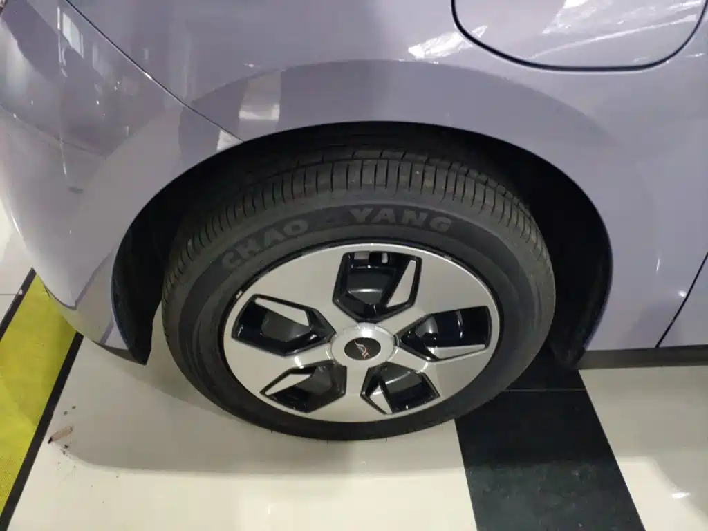 JAC Yiwei Yiwei 3 2025 2024 Beloved Edition 330km Lite
