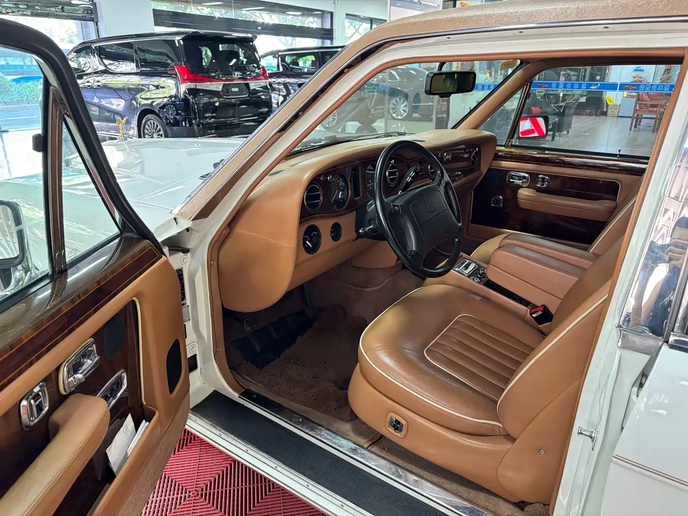Rolls-Royce Silver Spirit 1993 1994 Mark III