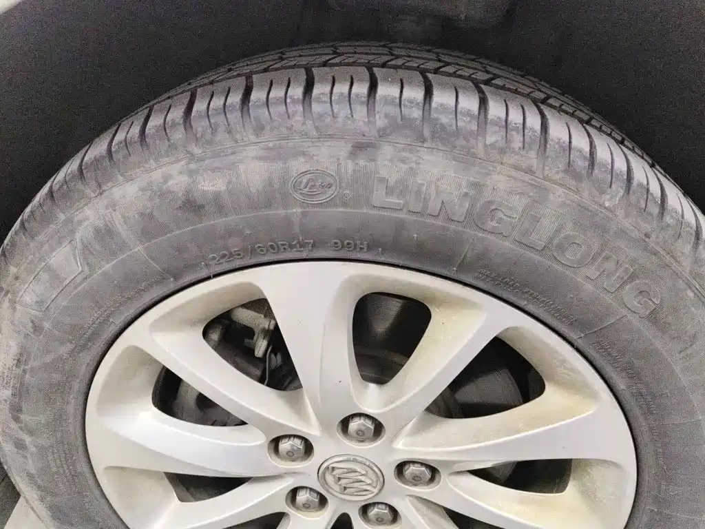 Фото 7 - Buick GL8