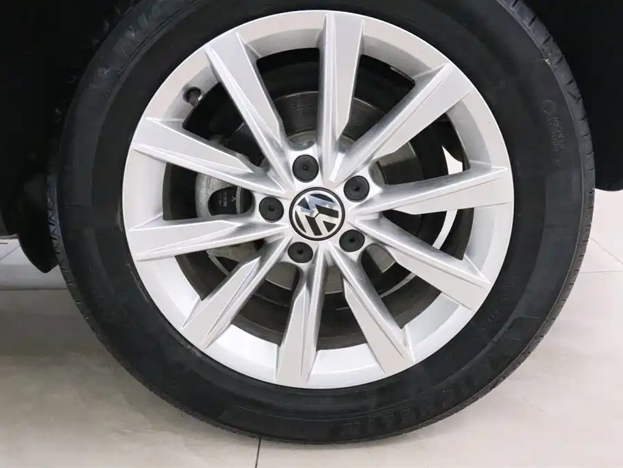 Volkswagen Tiguan 2016 280TSI Automatic 2WD Silk Road Fashion Edition фото 16