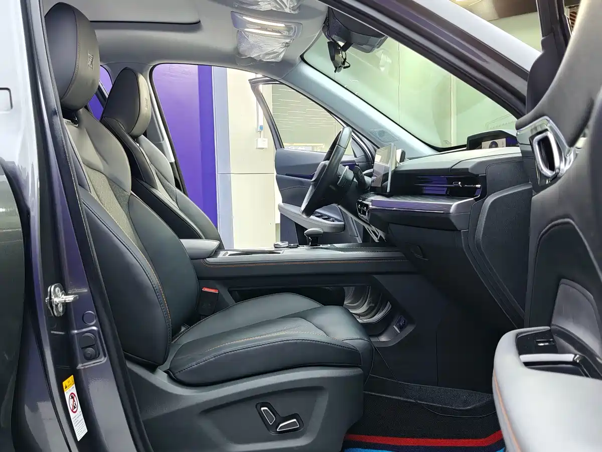 Photo 11 - Changan Oshan Z6