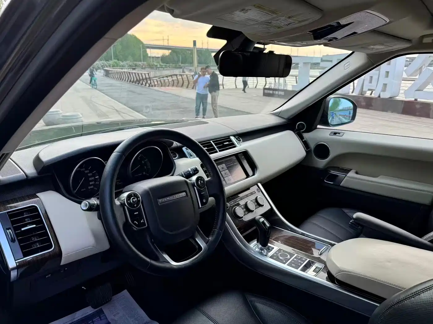 Land Rover Range Rover Sport 2014 3.0 SC V6 HSE DYNAMIC фото 5
