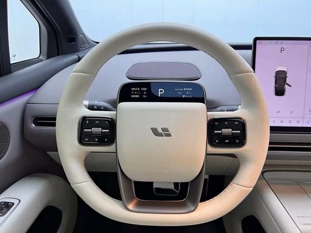 Li Auto i6 2026 2025 4WD Base Model