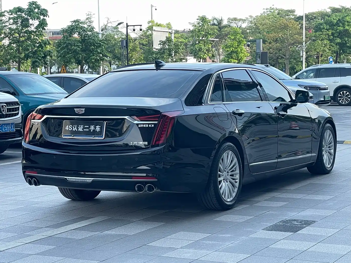 CADILLAC CT6