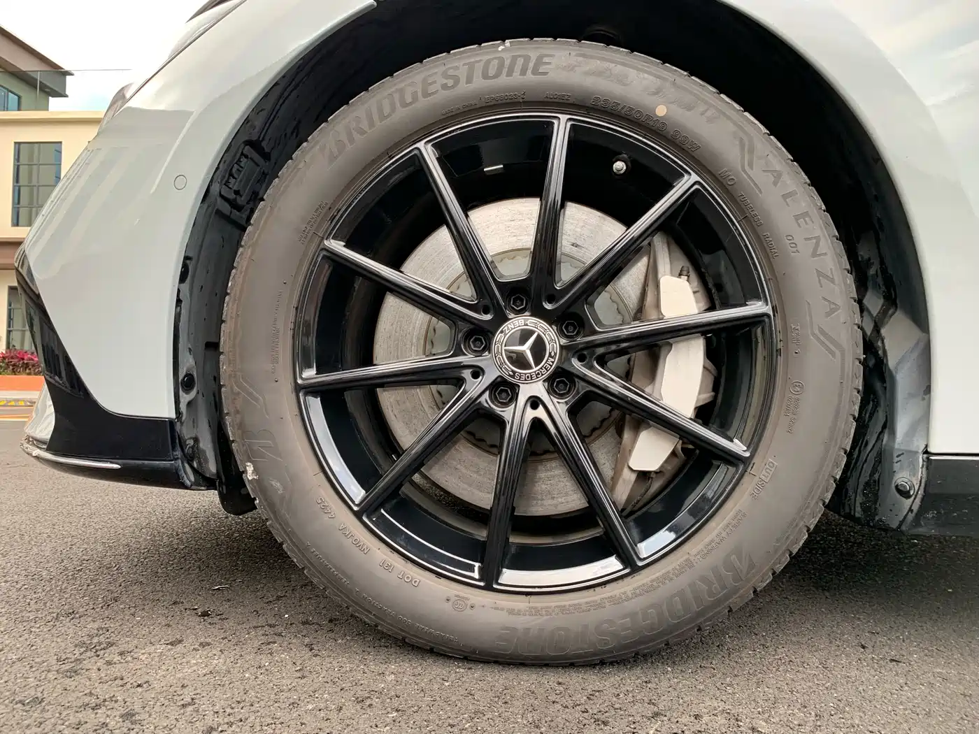 Mercedes-Benz EQE 2022 350 Pioneer Edition фото 9